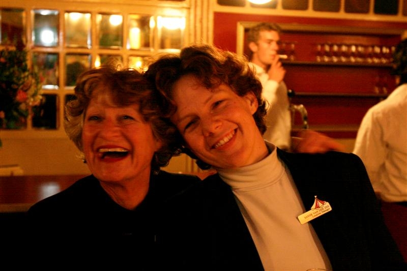 ANNEMIEKE EN SANNE
VAN DER ZEE